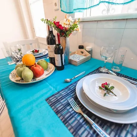 Jaana & Akis 1&2, Apartament Charaki