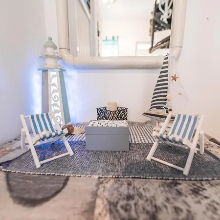 Jaana & Akis 1&2, Appartement
