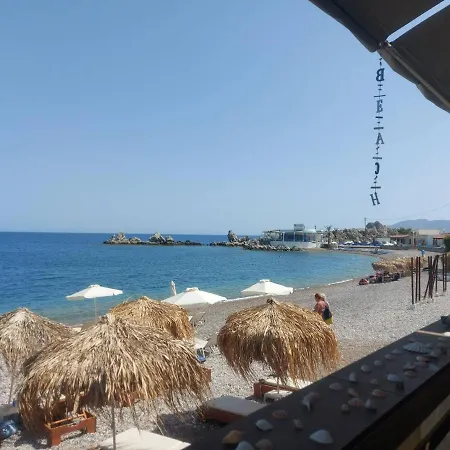 Appartement Jaana & Akis 1&2, Haraki