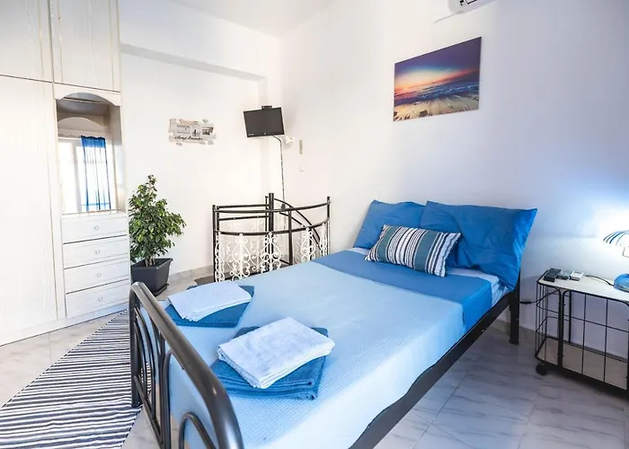 Jaana & Akis 1&2, * Haraki