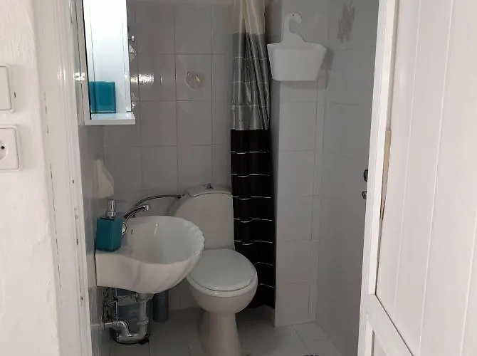 Jaana & Akis 1&2, * Haraki